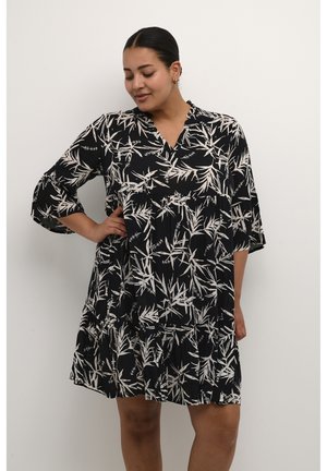 CURVE KCAMI  - Day dress - black white leaf print