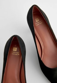 Next FOREVER COMFORT - Klasiski papēži - black