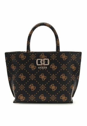 Sac fourre-tout Guess noir et marron avec un motif répétitif du logo, double poignée, un fermoir argenté et une plaque portant le nom Guess à l'avant.
