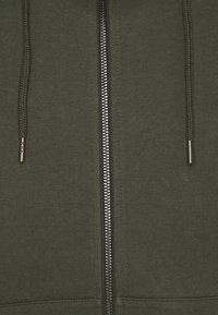 Jack & Jones JJEBASIC HOOD - Camisola com fecho - forest night