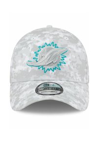 Casquette camouflage grise avec un design structuré, ornée d'un logo de dauphin brodé en turquoise. Taille ajustable avec un visière incurvée.