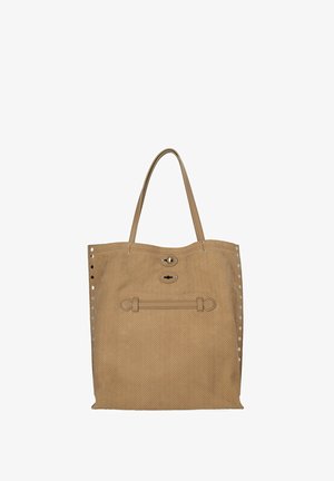 Grande borsa a tracolla beige con motivo strutturato, doppi manici superiori, dettagli con rivetti laterali e due piccole chiusure metalliche a scatto sulla parte anteriore.