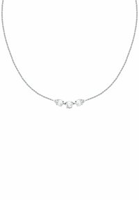 Collana con catena d'argento con tre pietre preziose tonde e trasparenti incastonate con griffe, valorizzata da delicati dettagli in metallo.