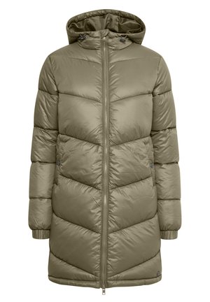 Maslinasto zeleni puffer kaput s kapuljačom, koji ima chevron šavove, prednji zatvarač i elastične manžete za sigurnu prilagodbu.