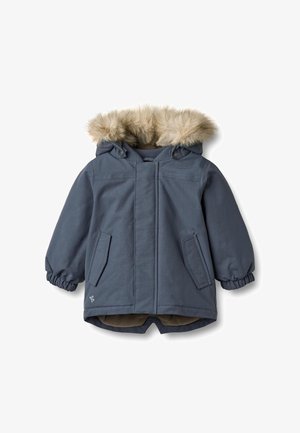 Siva termo jakna s kapuljačom obrubljenom krznom, elastičnim manšetama, dva prednja džepa i mekanim unutarnjim slojem. Jednostavan dizajn s funkcionalnim detaljima.