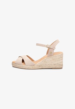 MiMao, CALPE – CUÑAS DE ESPARTO ARTESANAL CON TIRAS Y HEBILLA BEIGE - Alpargatas - beige