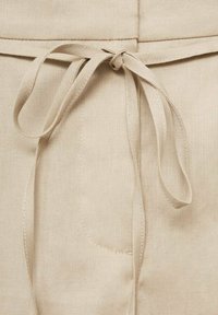WITH BOW - Šortky - beige