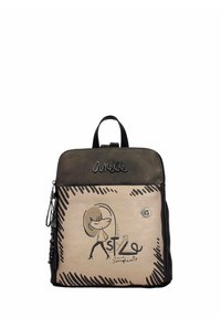 Mochila negra de cuero con un frente beige, que presenta un diseño de dibujos animados y el texto "Estilo y Sencillez." Incluye un asa superior y cremallera.