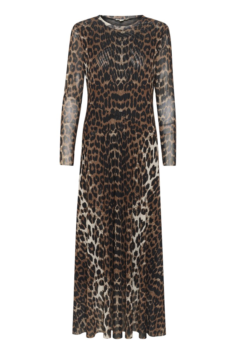 Robe longue et transparente avec un motif léopard en brun, noir et crème. Encolure arrondie et manches longues ; silhouette A-line fluide.
