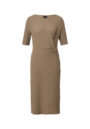 Braunes, knielanges Kleid mit kurzen Ärmeln, strukturierter Stoff, der ein Knoten-Detail in der Taille und einen Bootsausschnitt aufweist.