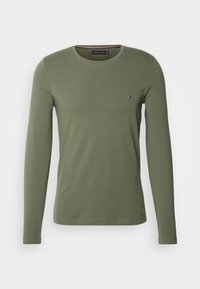 Unselected, green