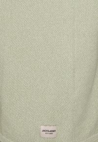 Jack & Jones JJEHILL CREW NECK  - Trui - desert sage
