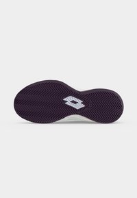 Shoe sole with dark purple herringbone tread pattern and a white brand logo in the middle, shown from the bottom.