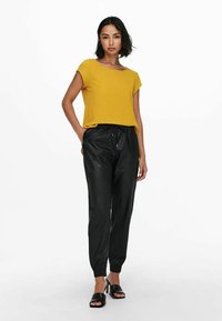 ONLY S/S SOLID NOOS PTM - T-shirt basic - tawny olive