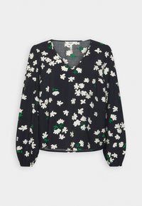 Sort langærmet bluse med V-hals, med et hvidt blomsterprint med grønne accenter, fremstillet af blødt stof med en afslappet pasform.