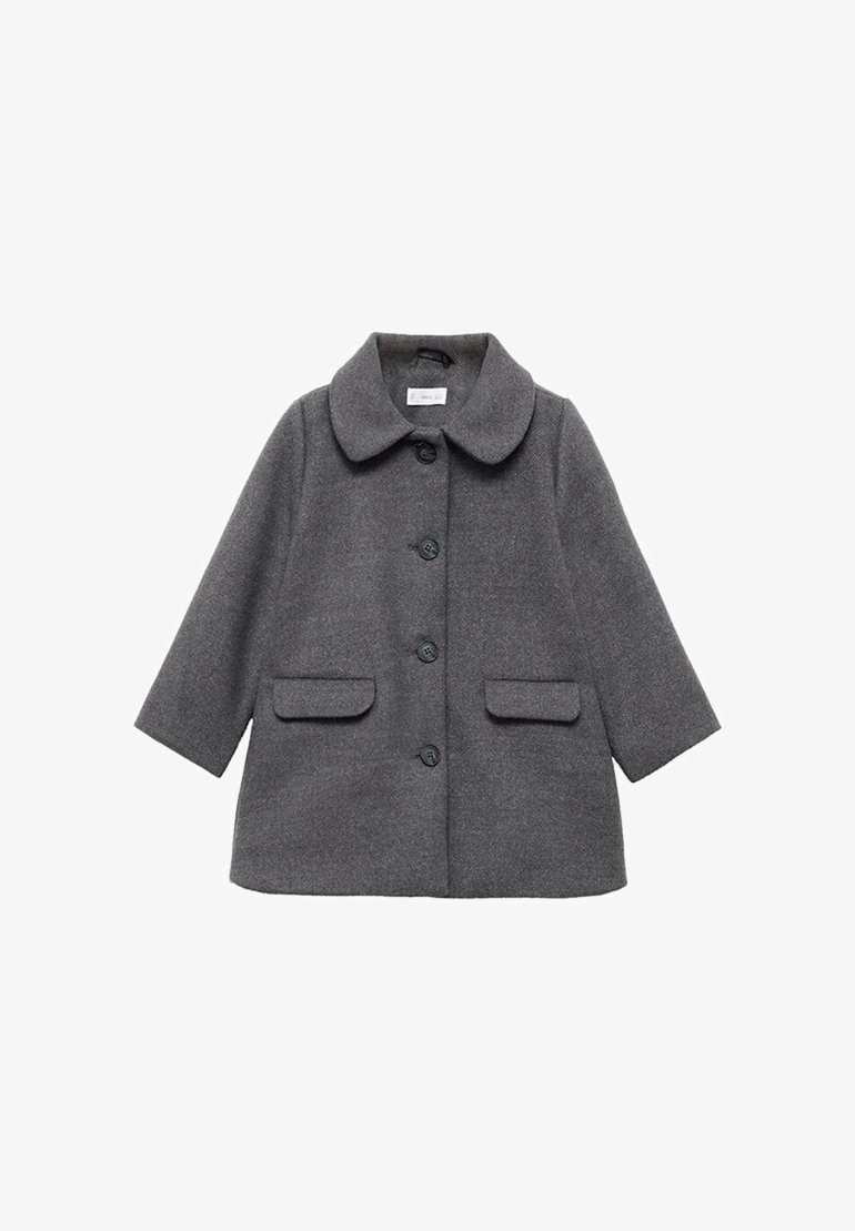 Abrigo de lana gris con cuello redondo, mangas largas, seis botones frontales y dos bolsillos de parche. Presenta un acabado de tela texturizada.