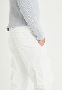 Only & Sons ONSCAM LIFE - Kapsáče - white