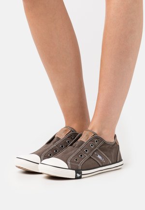 Baskets basses - grey