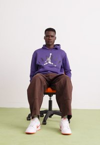 Jordan Mikina - sky purple