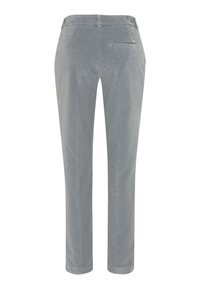 Pantalons en velours côtelé gris avec une coupe slim, détail de poche arrière et une taille avec passants de ceinture. Texture lisse et jambes droites.