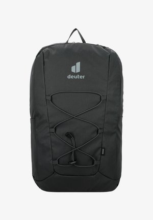 Zwarte stoffen rugzak met een strak ontwerp, voorzien van een opvallend logo, bungeekoorddetails en zijvakken. Geverfde stof voor duurzaamheid.