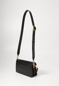 COACH SPAZZOLATO TABBY SHOULDER BAG - Schoudertas - black