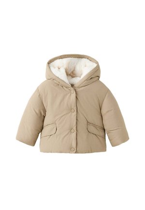 Chaqueta infantil beige acolchada con capucha forrada en forro polar blanco y botones a presión delanteros con dos bolsillos frontales.