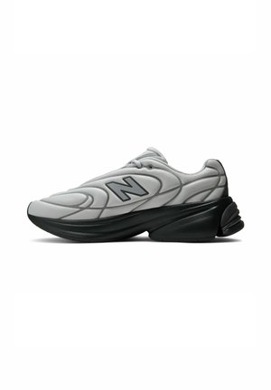 New Balance 5030 UNISEX - Sneaker low - raincloud black metallic