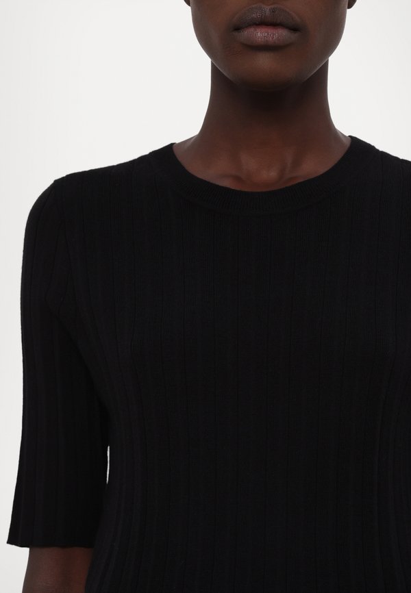 CREW NECK HALF SLEEVE - Jumper3