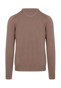 Bruine gebreide trui met lange mouwen, ronde hals en geribbelde zoom. Glad materiaal, eenvoudig ontwerp zonder patronen of accenten.