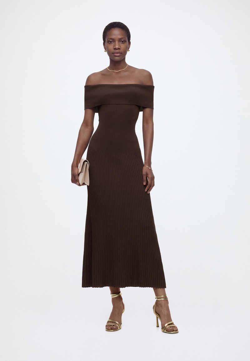 Bardot HARRO PLEATED KNIT DRESS - Jumper dress - chocolate/light brown - Zalando.ie Bardot HARRO PLEATED KNIT DRESS - Jumper dress - chocolate/light brown - Zalando.ie