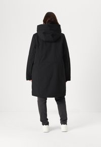 Vero Moda Curve VMSOFTSHELLROME  - Winterjas - black