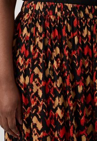 ONLY Carmakoma CARYAYA LIFE ANKLE SKIRT - Maxi szoknya - black