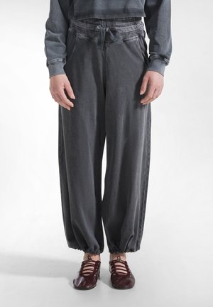 MARBLED MAGNUM  - Broek - black