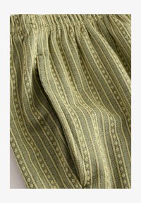 Non sélectionné, mottled green