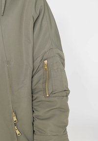 Bombers NAHA UNISEX - Wintermantel - kaki