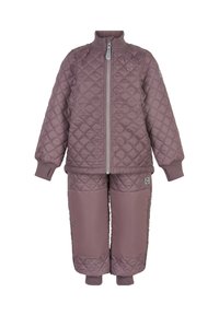 Gepatchter Zweiteiler in sanftem Mauve. Jacke mit hohem Kragen und Reißverschluss; die Hose hat gerippte Bündchen und glatte untere Abschnitte.