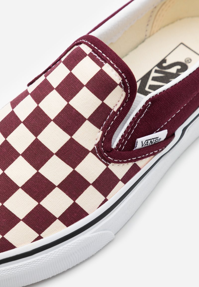 vans slip on bordo