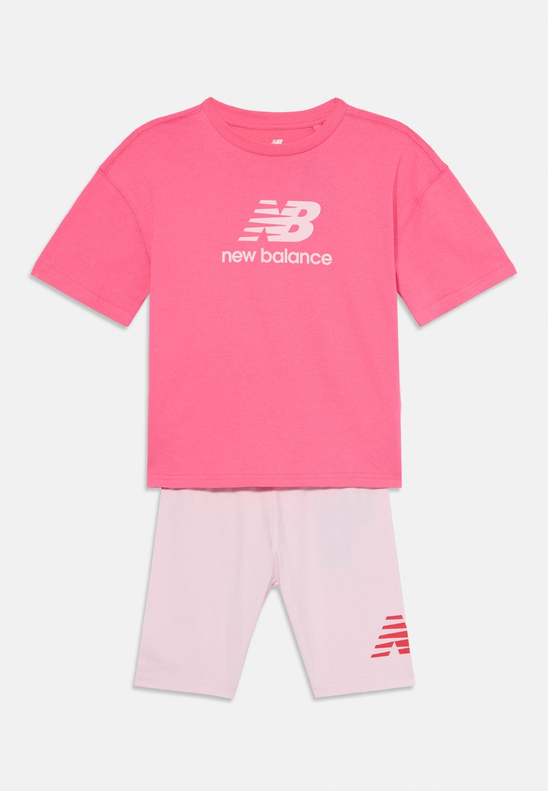 New Balance LOGO TEE AND CYCLE SET - Αθλητικό σορτς - dragon berry
