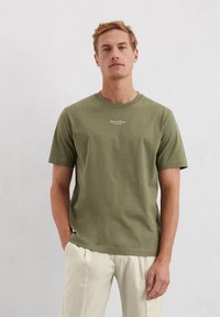 Marc O'Polo - SHORT SLEEVE LOGO - Basic T-shirt - oak ash Thumbnail Image 1