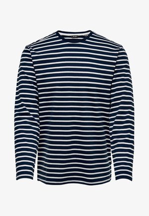 Granatowa i biała w paski koszula z długim rękawem, z okrągłym dekoltem i miękką fakturą tkaniny. Paski są równomiernie rozmieszczone i jednolite.