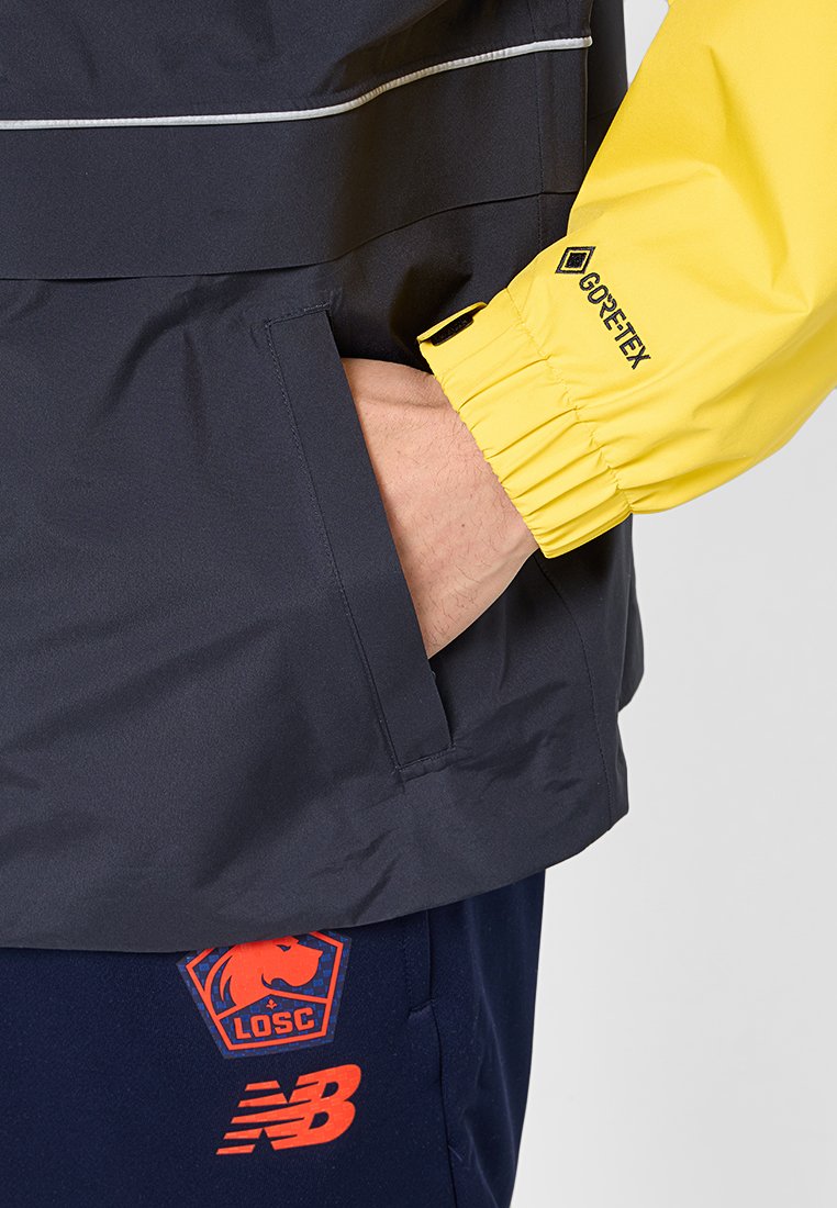 Outdoorjacke