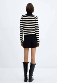 Mango Vest - off-white
