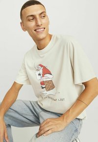Jack & Jones X-MAS RUNDHALS  - T-shirts print - moonbeam