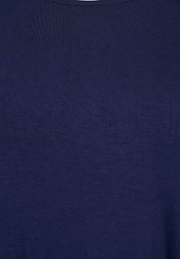 Navy blue short-sleeve T-shirt made of soft cotton fabric, featuring a smooth texture and a classic round neckline, with minimal visible seams.