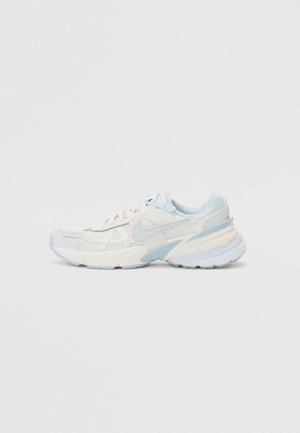 V2K RUN - Tossud - platinum tint/summit white/smoke grey/armory blue