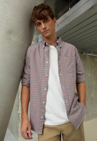 Jack & Jones PREMIUM JPRBLUBROOK OXFORD  NOOS - Camisa - syrah