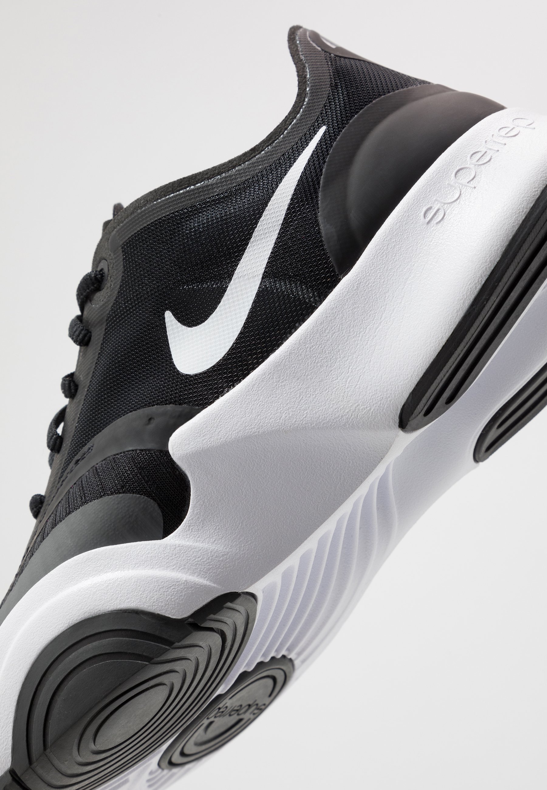 nike superrep go trainers
