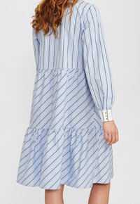 Nümph Vardagsklänning - light blue