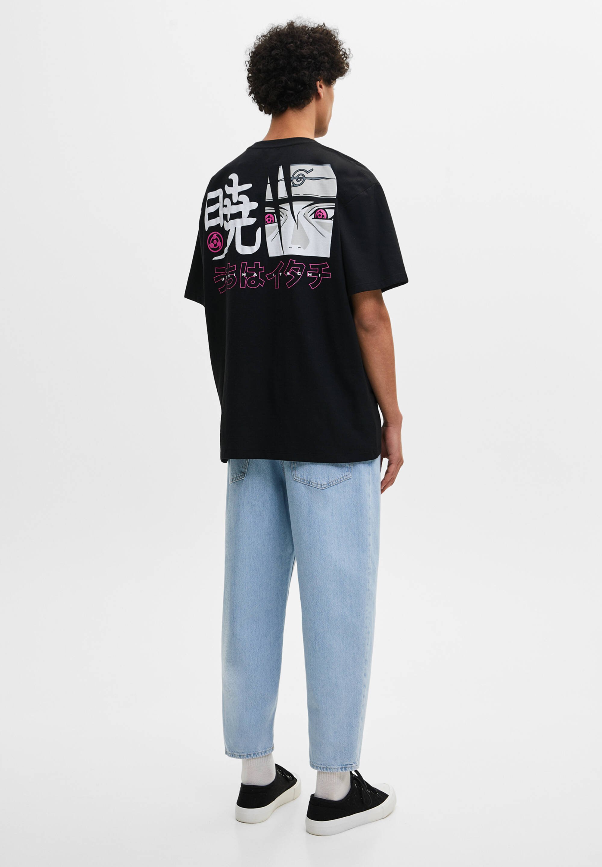 pull and bear itachi shirt